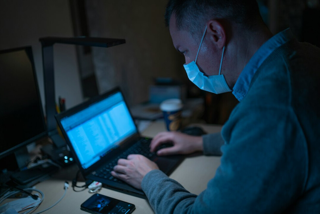 detective using computer